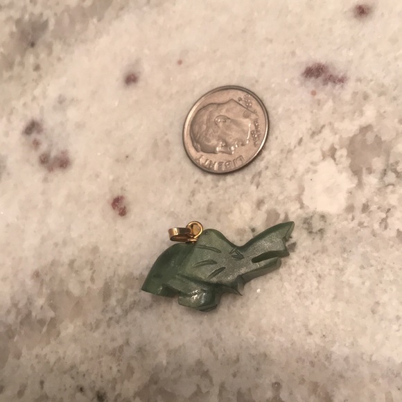 Jade elephant pendant - Picture 3 of 3